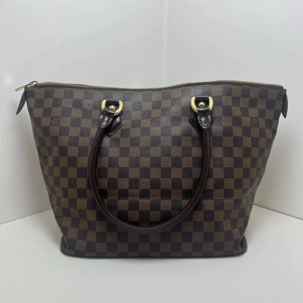 Louis Vuitton Women Pre-Loved Bag Very Good Condition